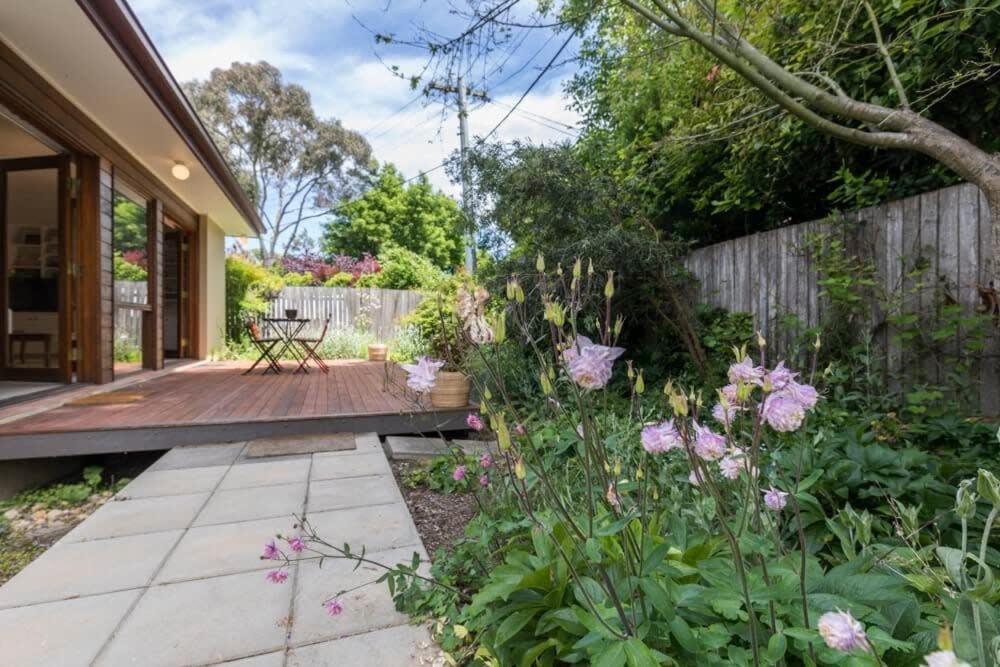 3 Bdrm 2 Bthrm House Close To Canberra Cbd & Anu Ngoại thất bức ảnh