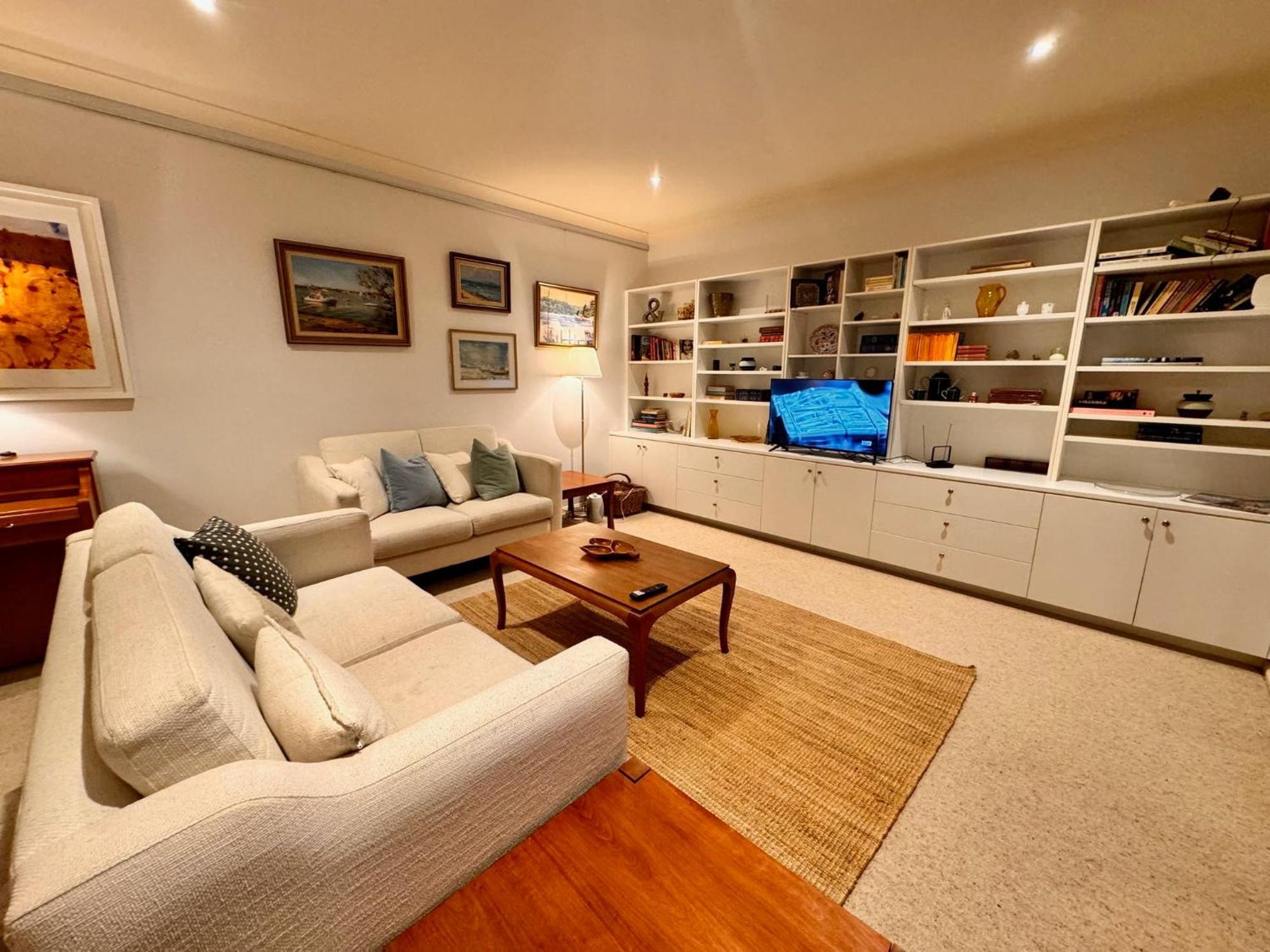 3 Bdrm 2 Bthrm House Close To Canberra Cbd & Anu Ngoại thất bức ảnh
